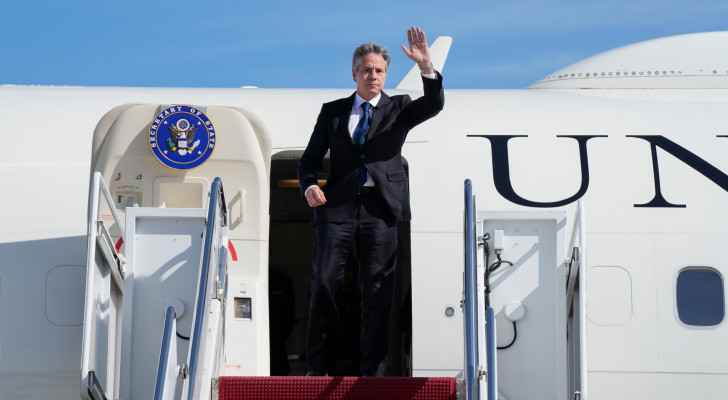 US Secretary of State Antony Blinken boards a plane (October 11, 2023) (Andrews Air Force Base, Maryland) (Photo: Jacquelyn Martin, Pool)