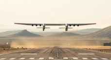 Largest airplane carries out first flight in California