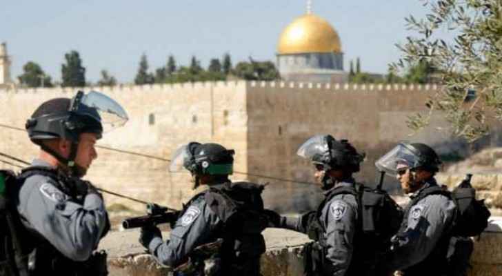 Israeli troops near Al Aqsa compound