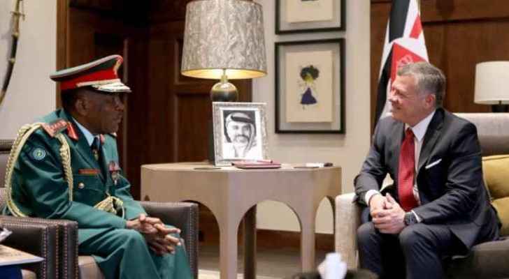 King Abdullah during the meeting with the Tanzanian Chairman of the Joint Chiefs of Staff