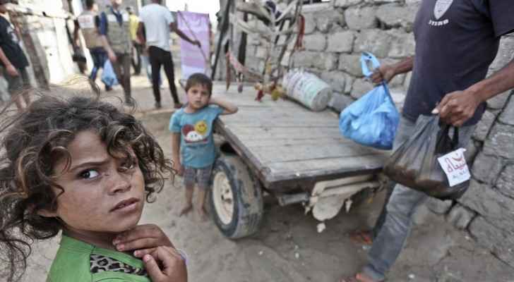 Humanitarian aid, food and medicine are exempt from the new sanctions. (Middle East Monitor)