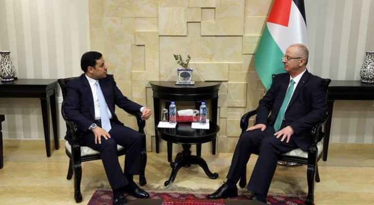 PM Rami Hamdallah and Jordan’s Ambassador to Palestine, Mohammed Abu Wandi.