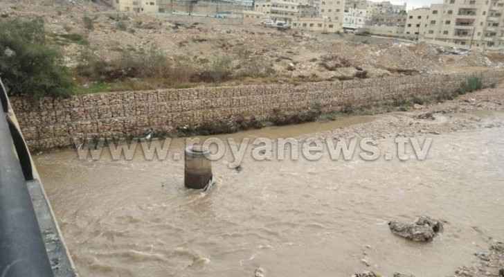 Sel al-Zarqa water level rises