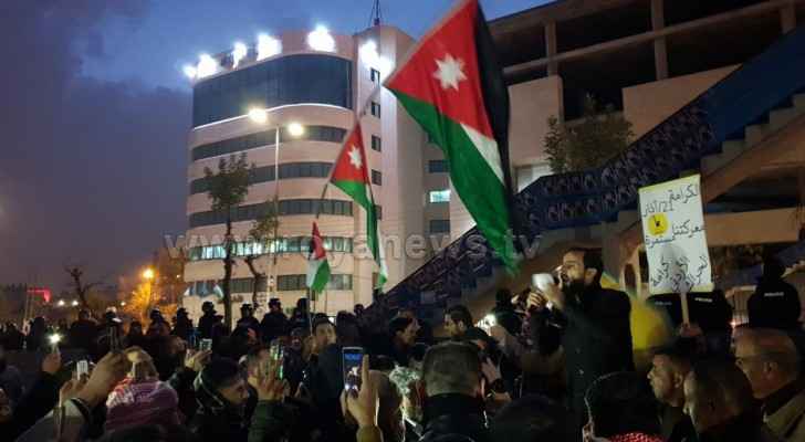 Thursday protests around fourth circle continue