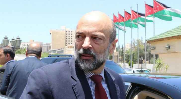 MP calls on PM Razzaz to take actions against restaurants serving food during day in Ramadan