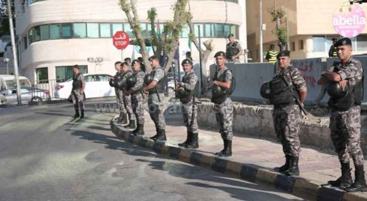 Heavy security presence near 4th circle, Interior circle prior to Teachers Syndicate protests