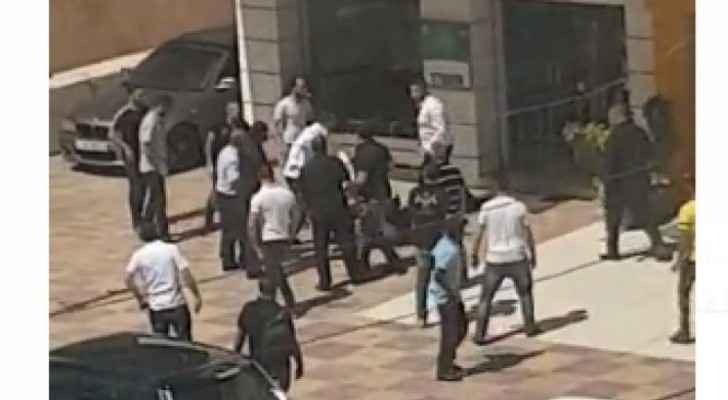Video: Quarrel breaks out between employees of private companies in Amman