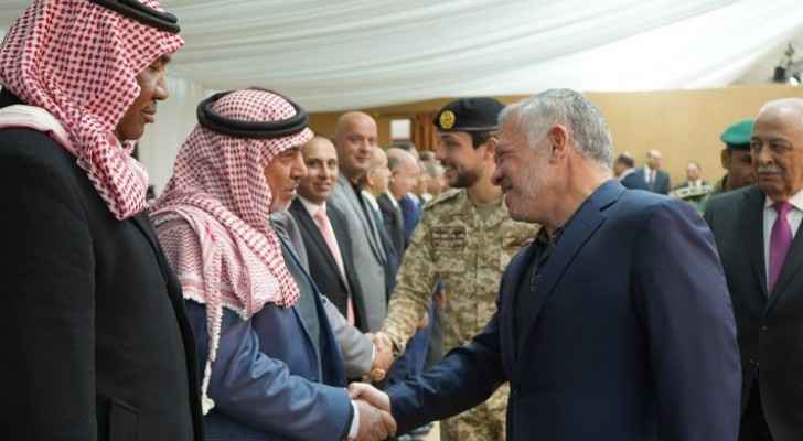 King meets representatives, leading figures from Amman-based Balqa tribes
