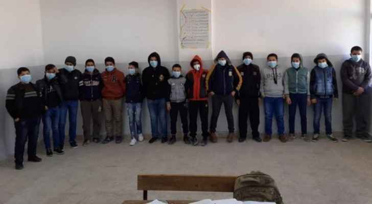 Jordanian school students take preventive measures for fear of catching the flu