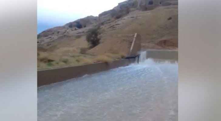 Watch Shueib Valley Dam floods