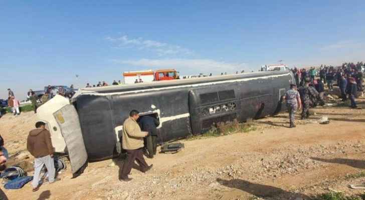 One dead, 37 injured after bus overturned on Zarqa-Mafraq road