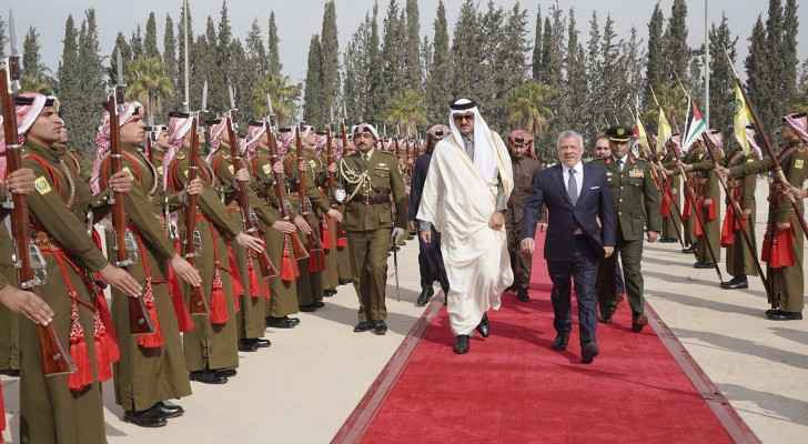 King bids farewell to Qatari Emir