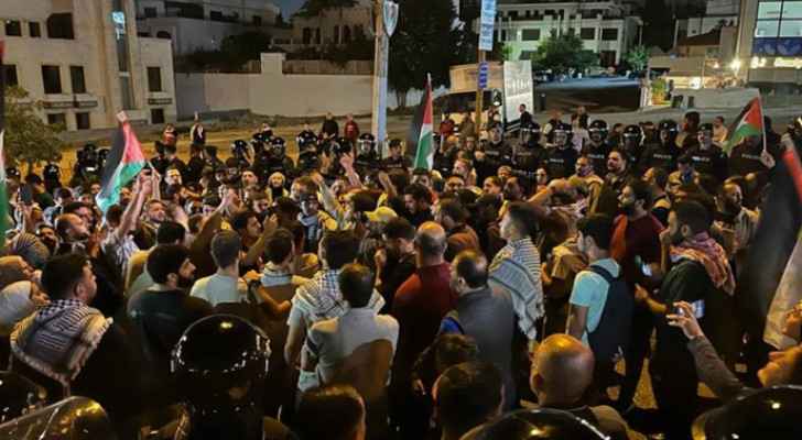 Closures around Tel Aviv Embassy, road to US Embassy in Amman