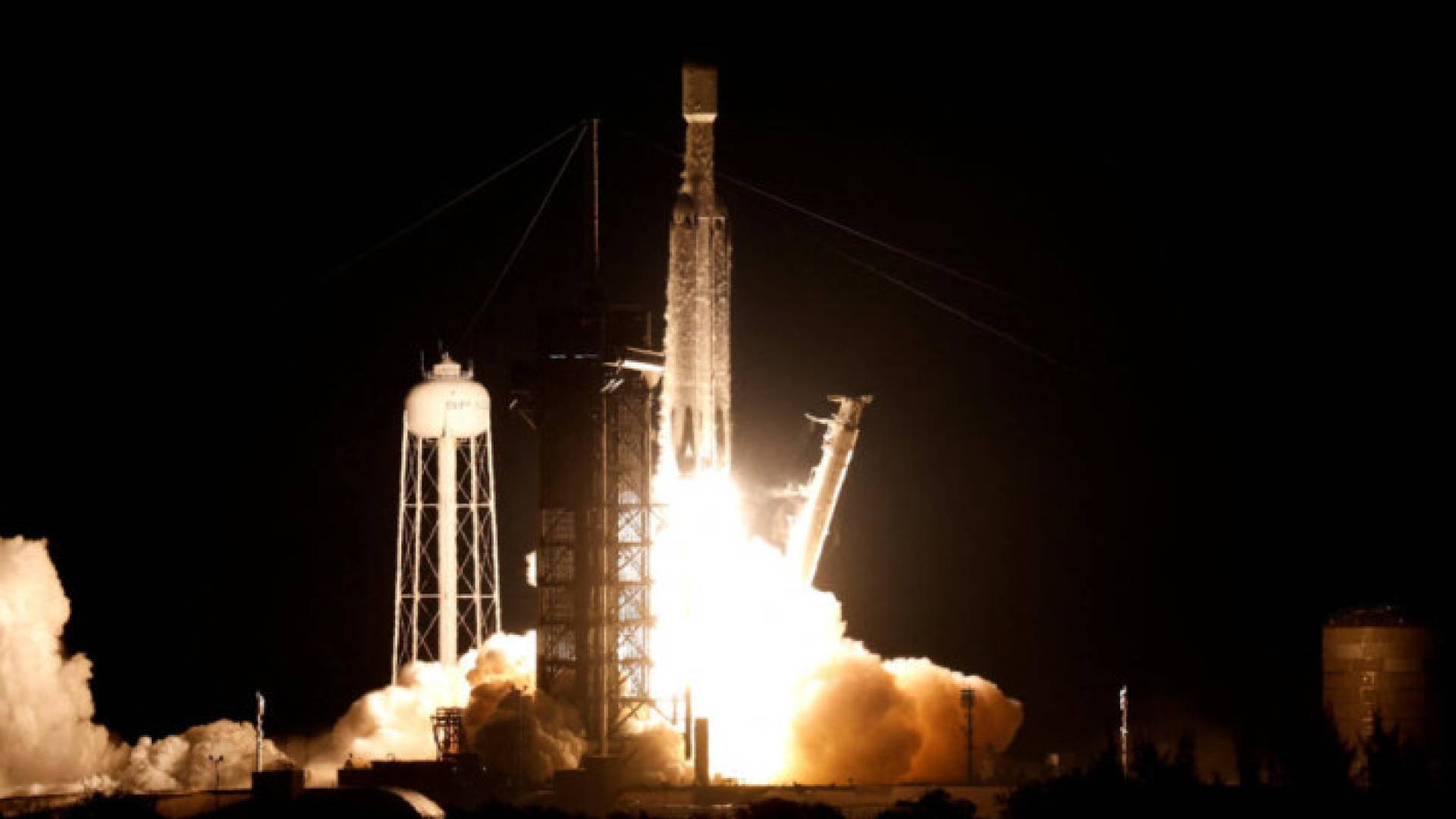 SpaceX launches secretive US military spacecraft on research mission