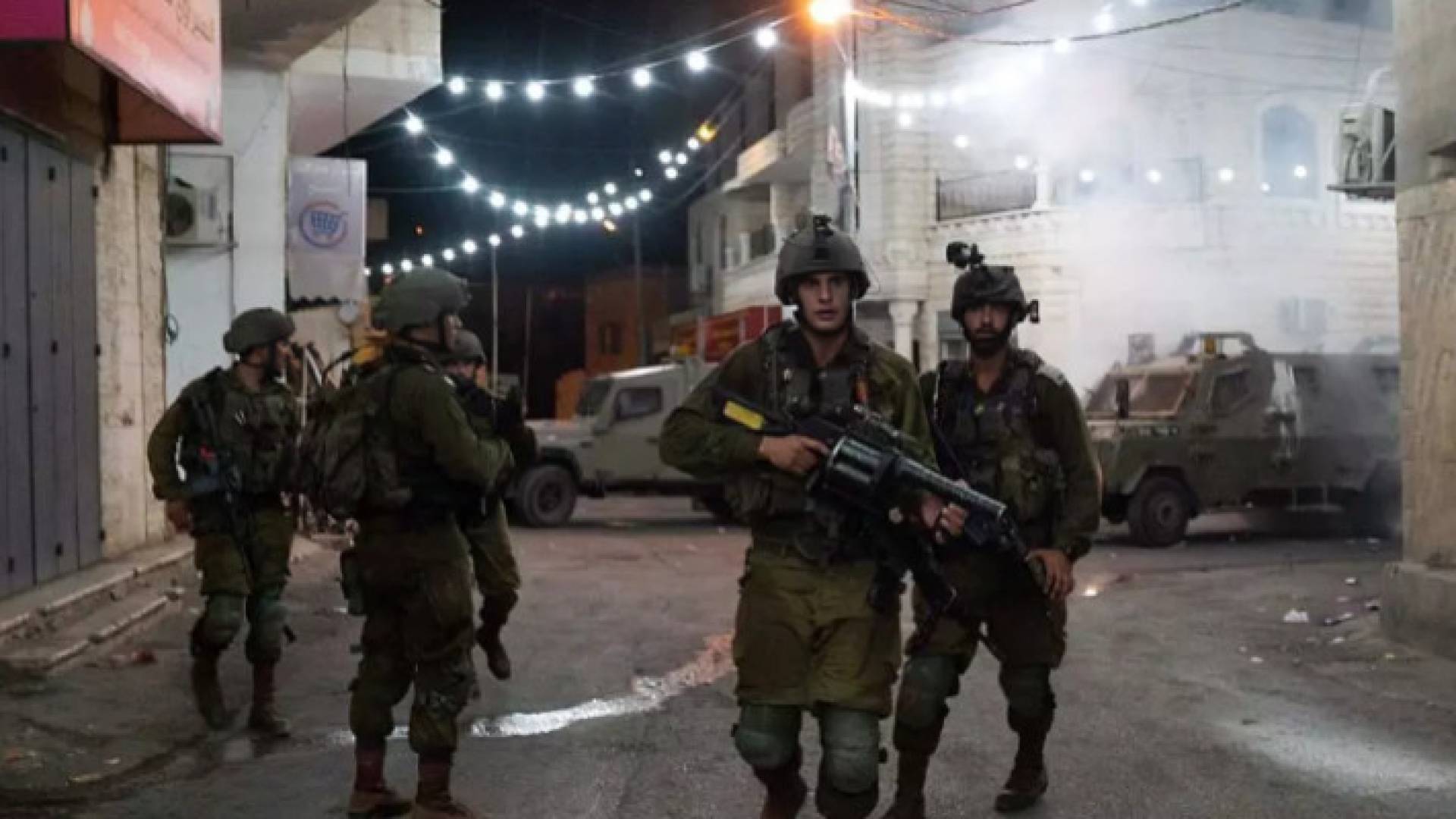 'Israeli' forces conduct early morning raids in Jenin, Jericho towns