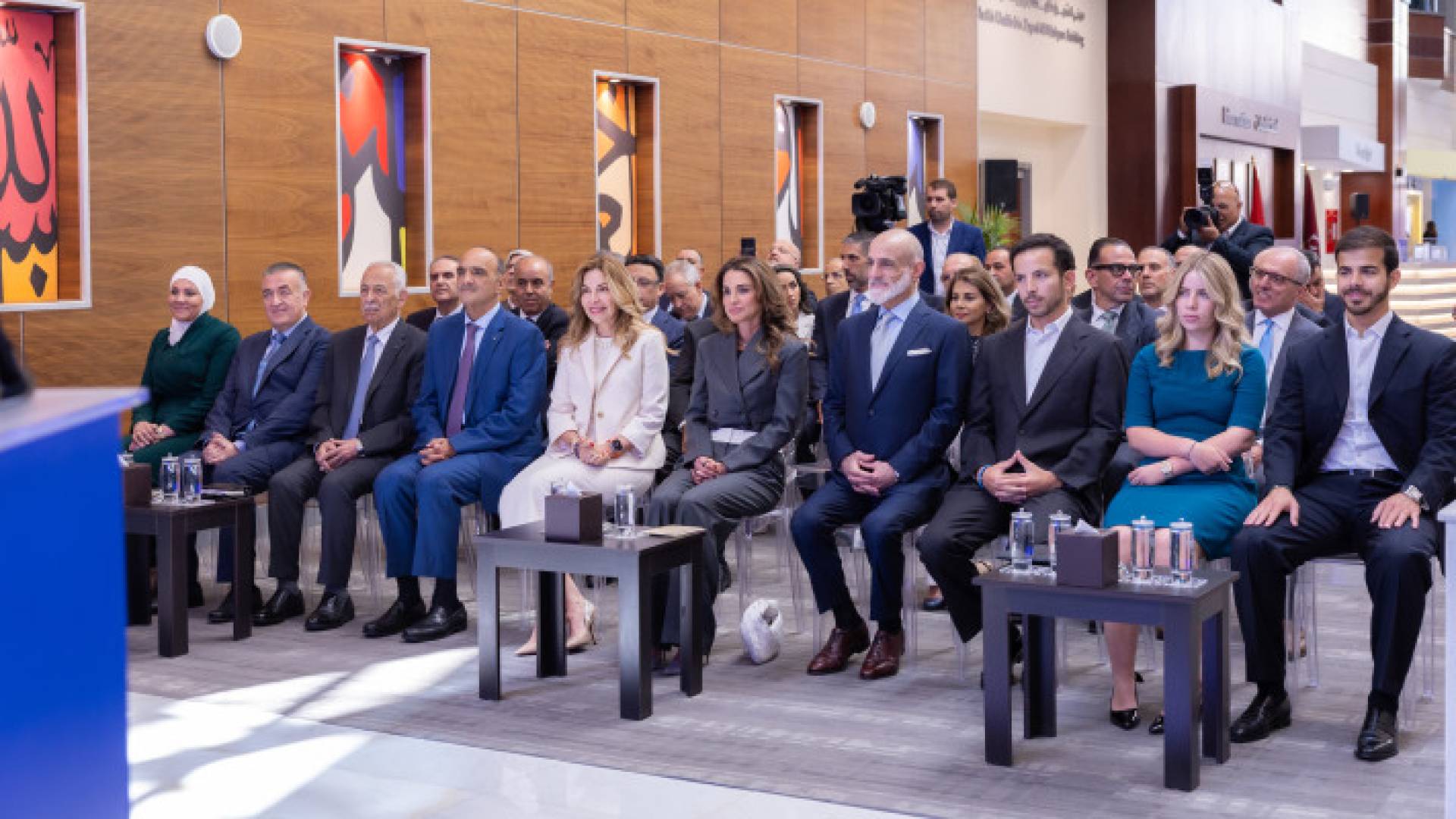 Queen Rania visits KHCC, inaugurates new radiation oncology building