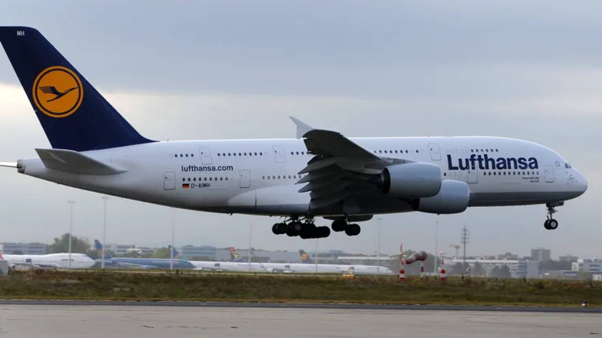 Lufthansa resumes flights to Amman; extends suspension to Tel Aviv, Tehran, Beirut