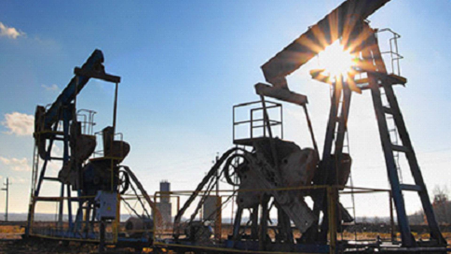 Factors affecting oil prices: In-depth analysis