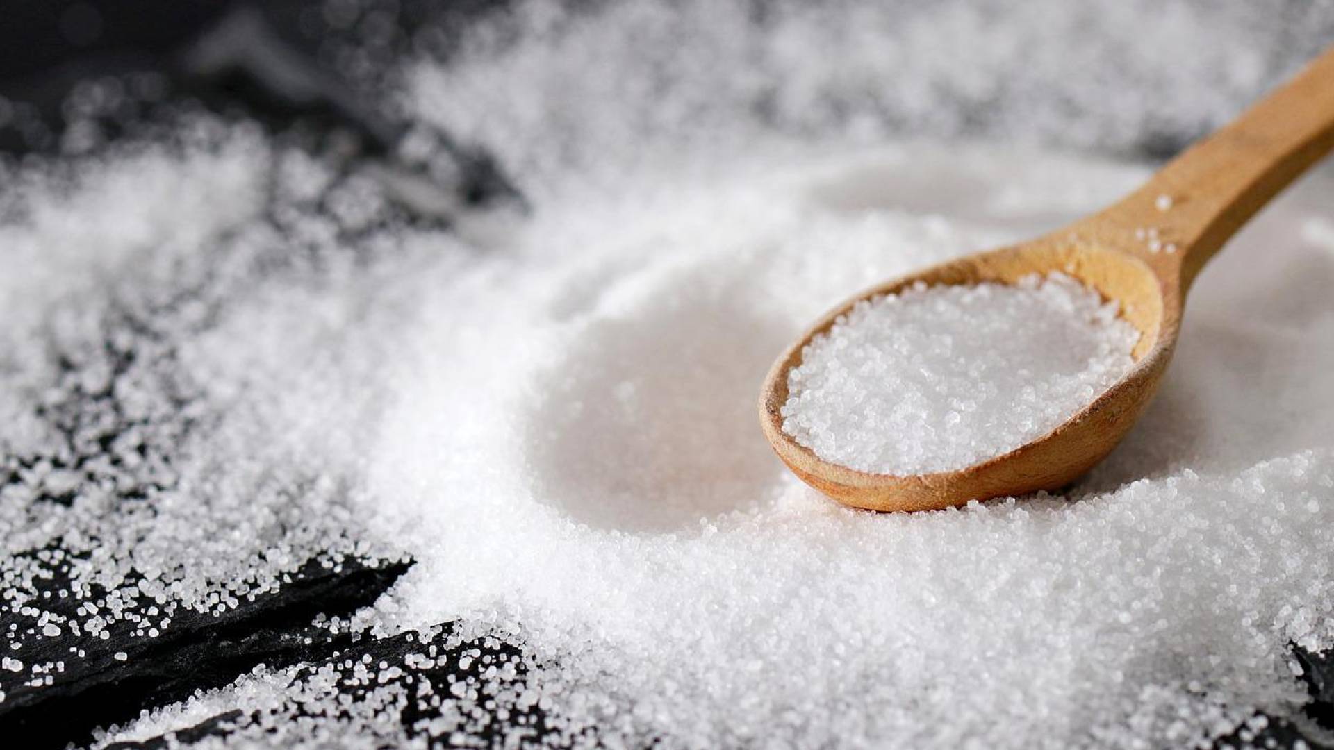 Is excessive salt intake linked to stomach cancer?