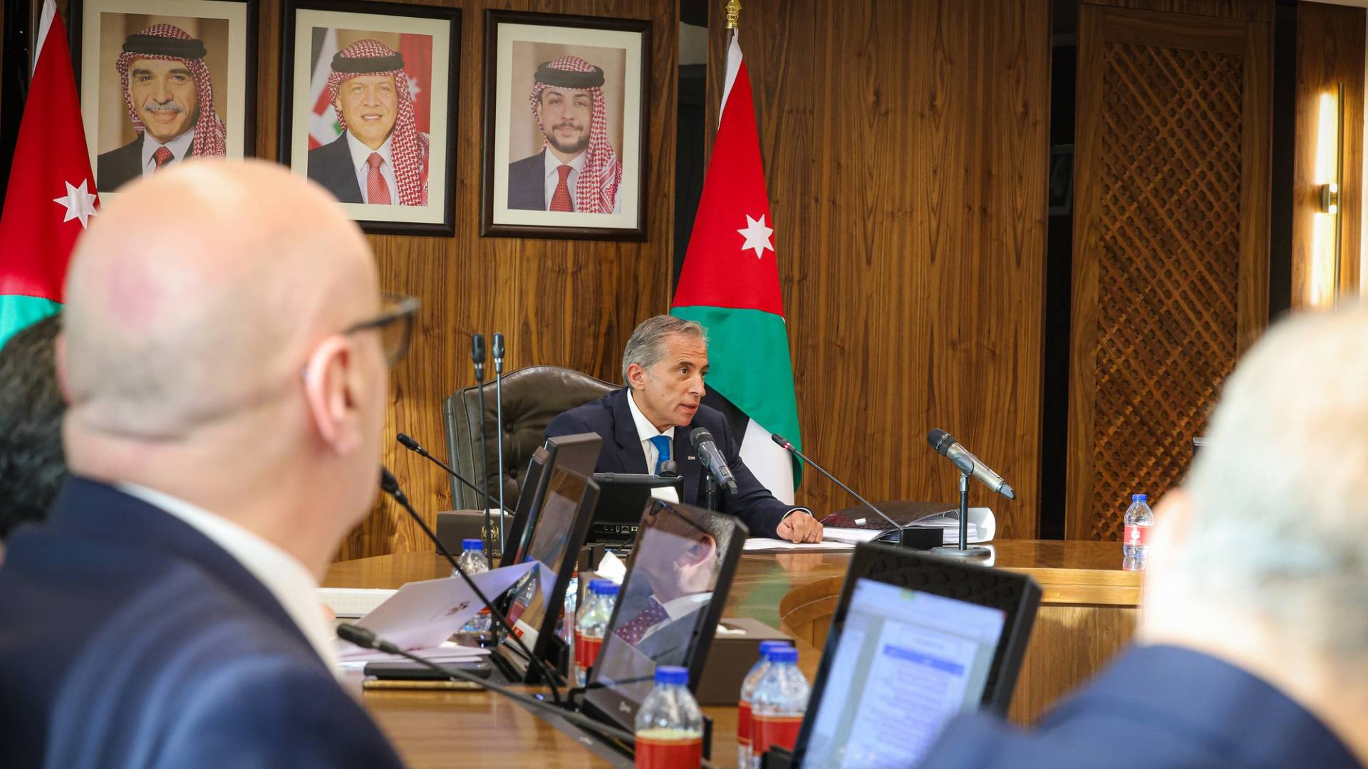 Government freezes custom duty reduction on foodstuffs, furniture