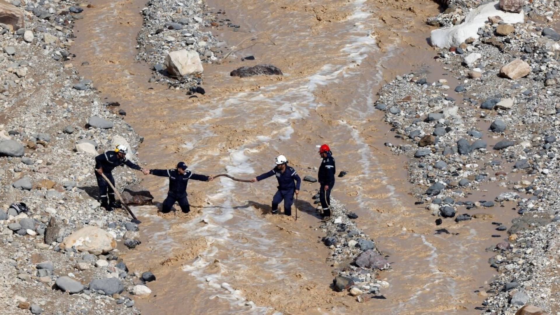 Civil defense teams rescue girl, recover deceased child from floodwaters in Balqa