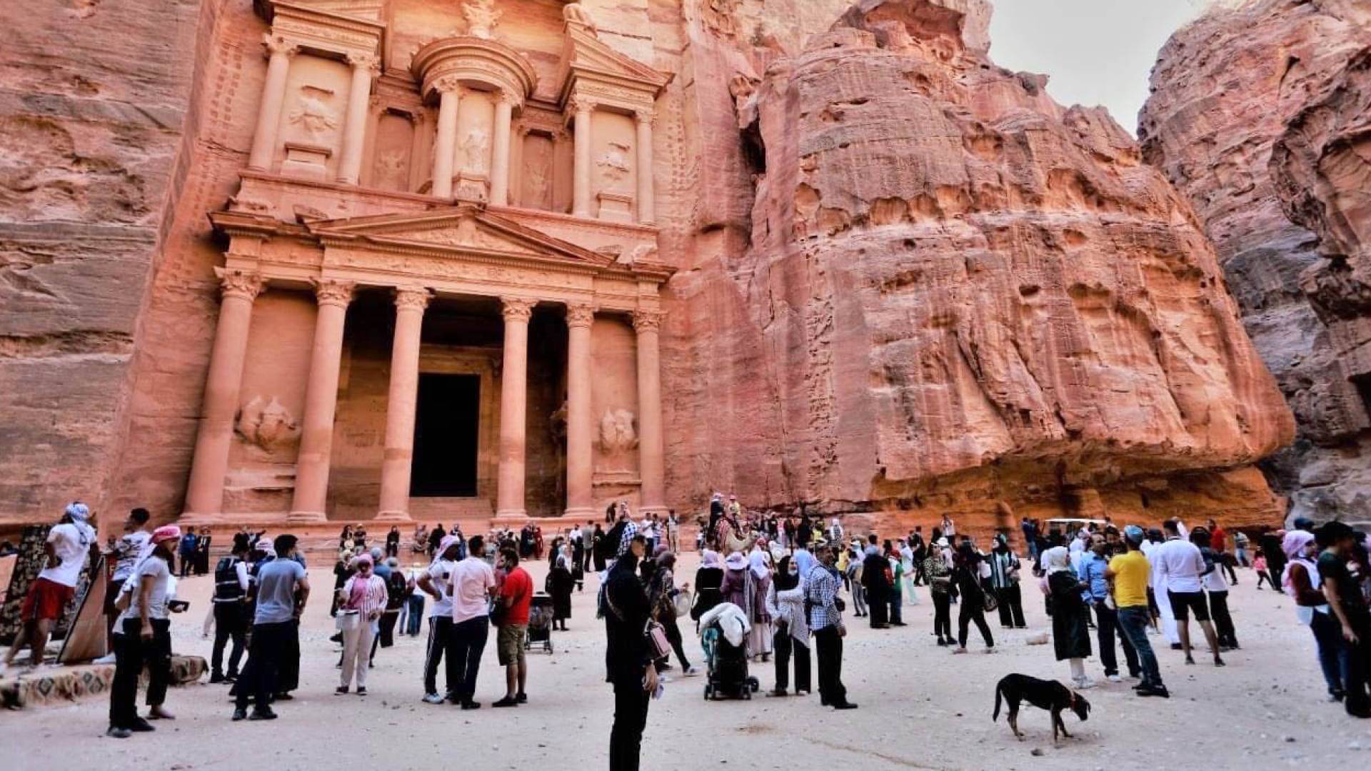Declining bookings, visitor numbers plague Jordan's tourism sector