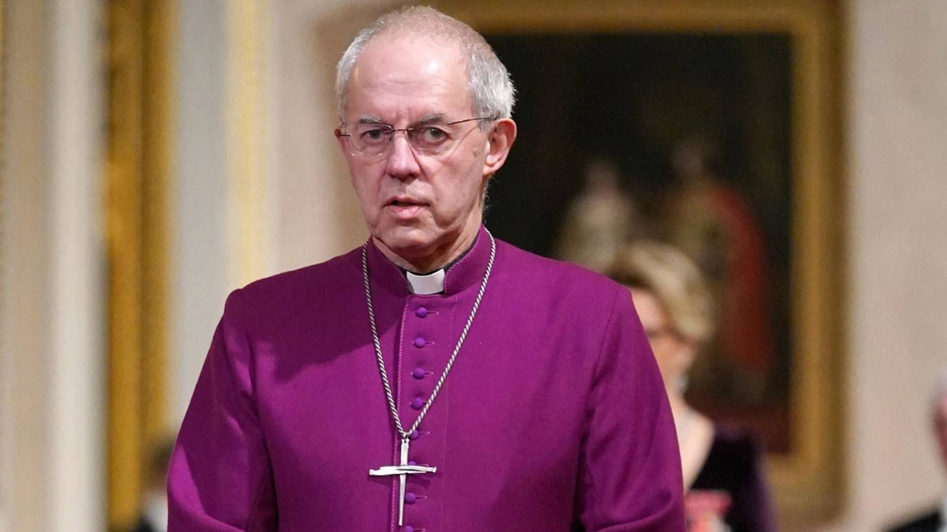 Archbishop of Canterbury resigns over poor handling of child abuse allegations