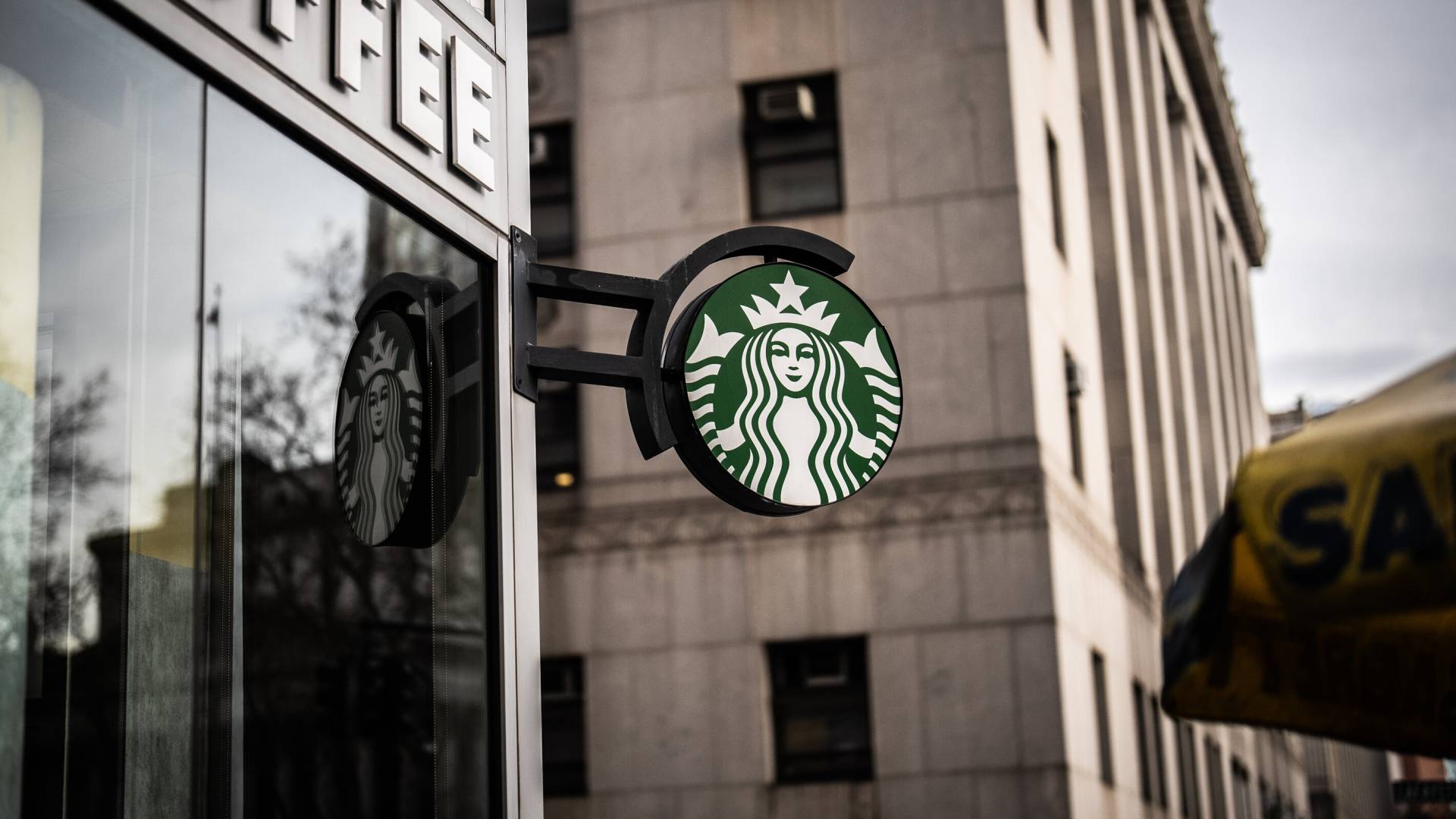 Starbucks officially closes four branches in Jordan