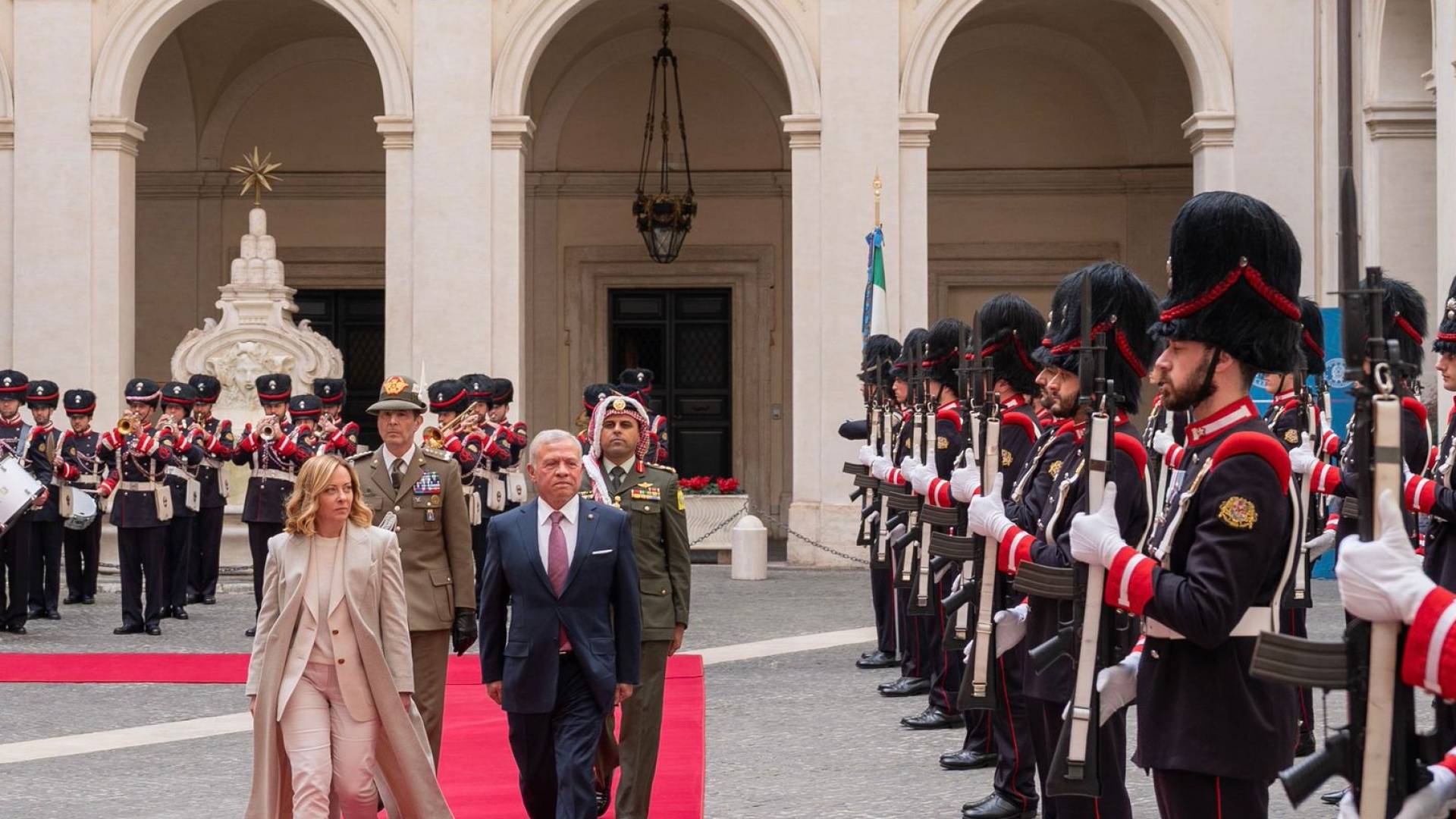 King meets Italy PM; says only way to stabilise region is to grant Palestinians their full rights