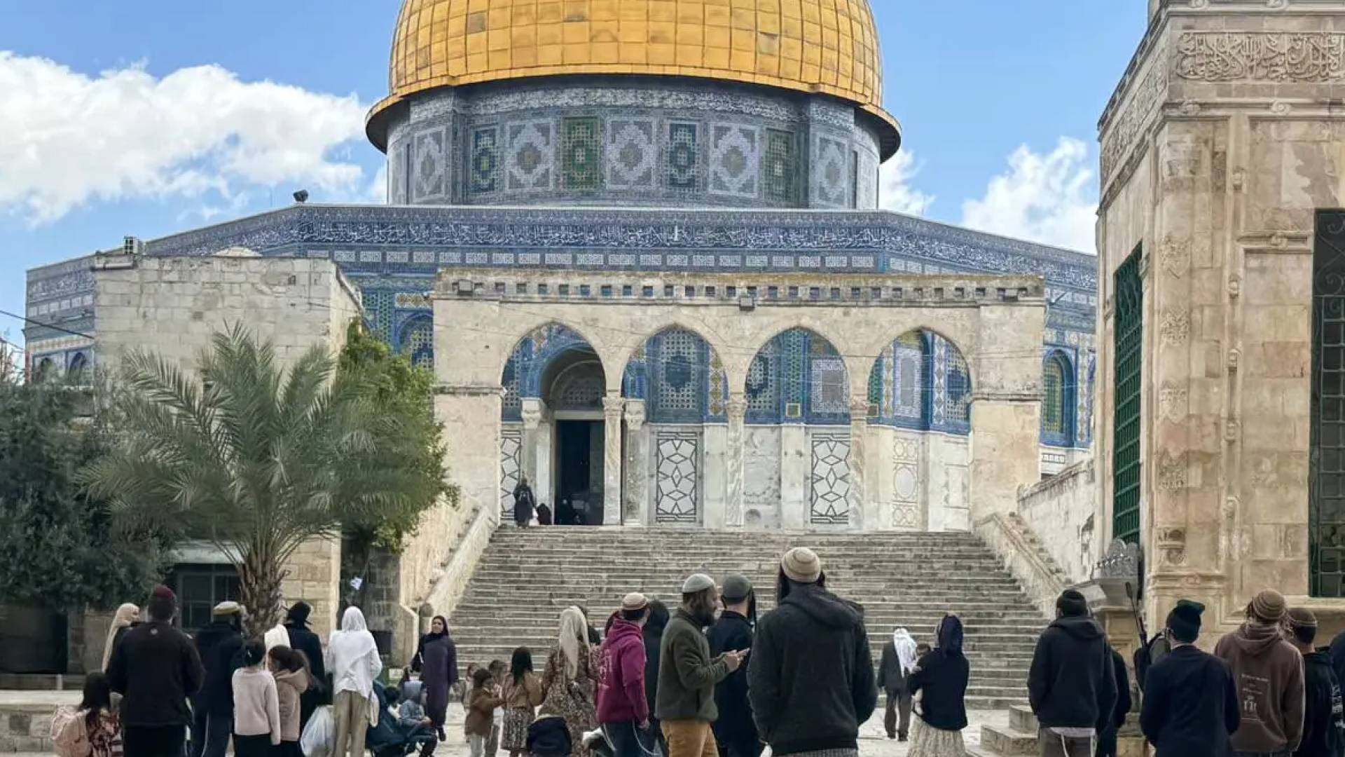 Jordan condemns 'Israeli' Knesset members' storming Al-Aqsa