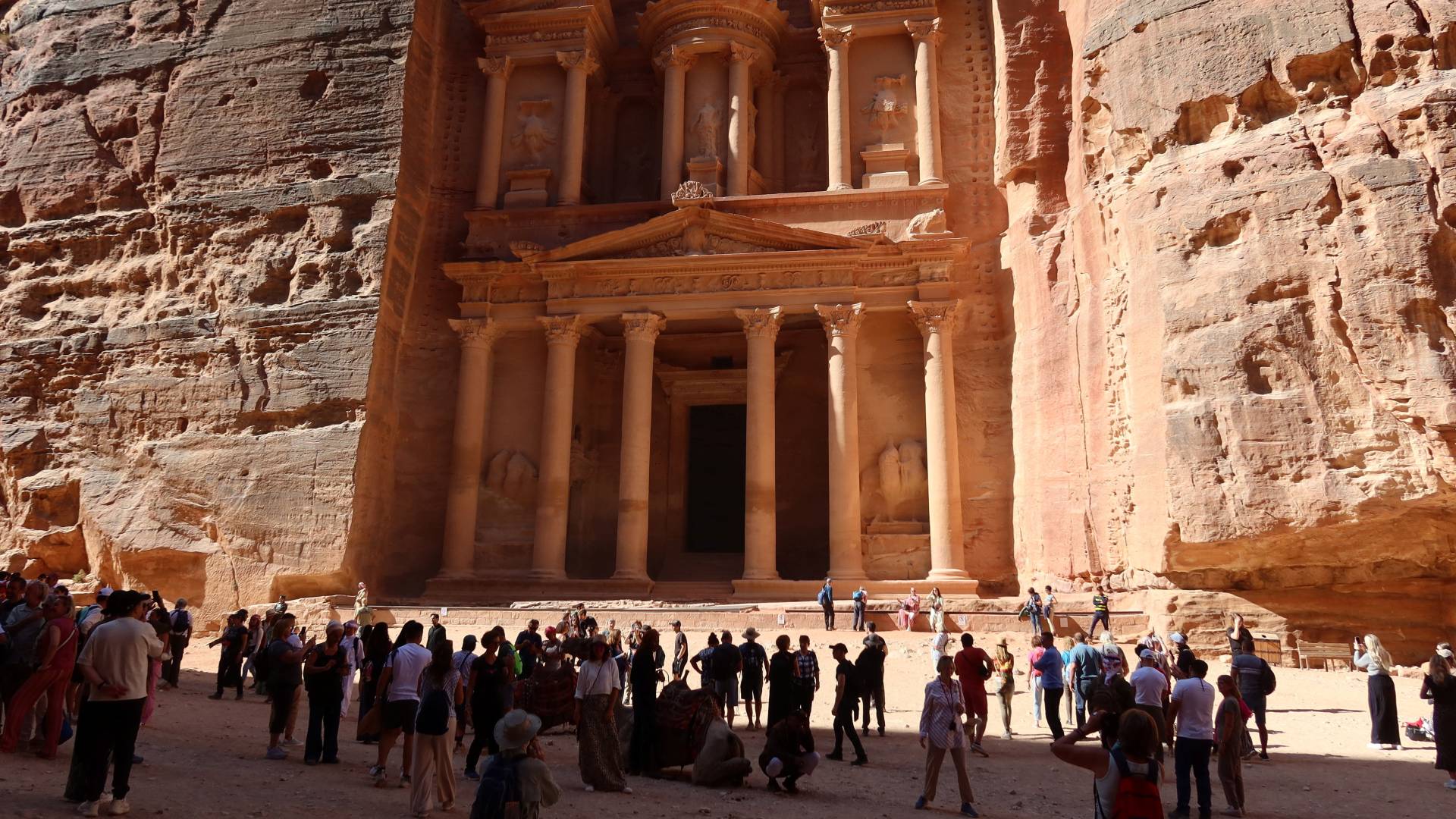 Jordan's tourism revenue jumps 8.9% in early 2025