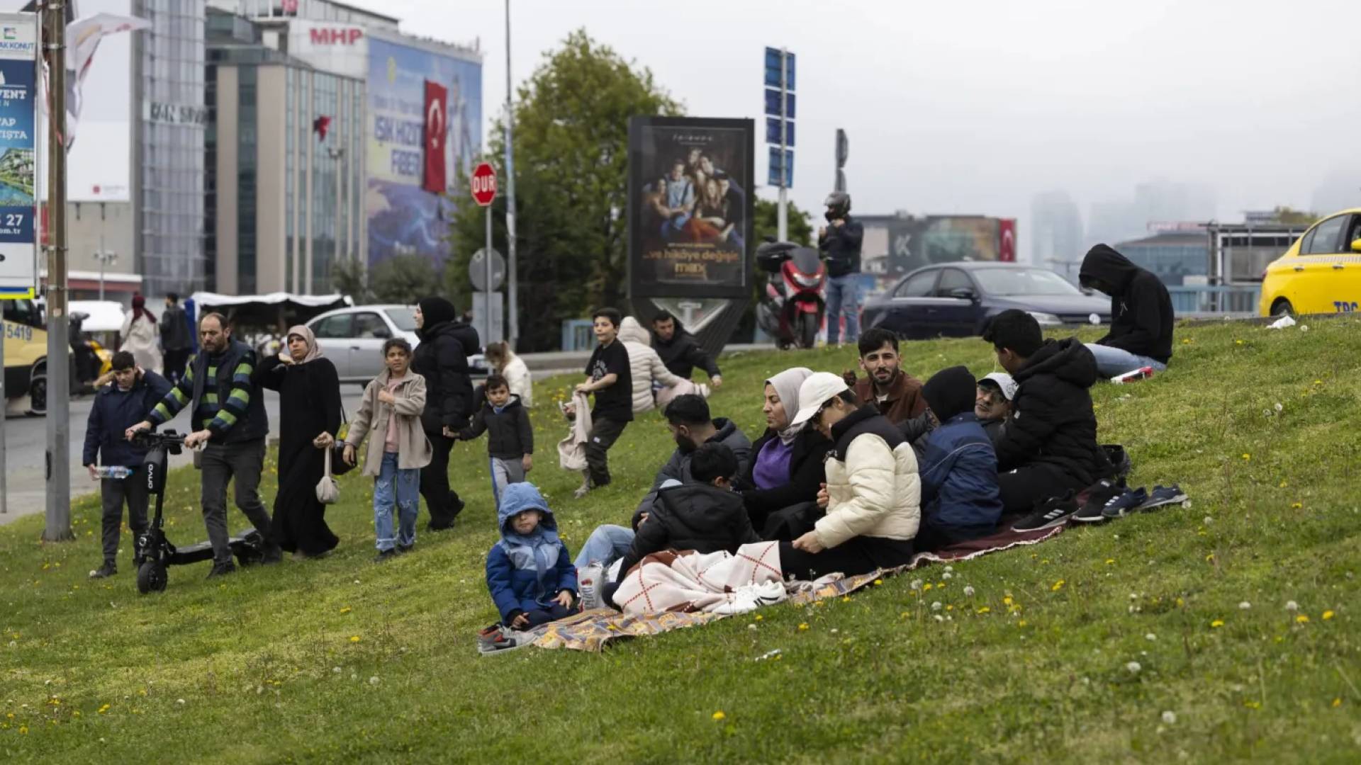 185 aftershocks hit Istanbul following 6.2-magnitude earthquake