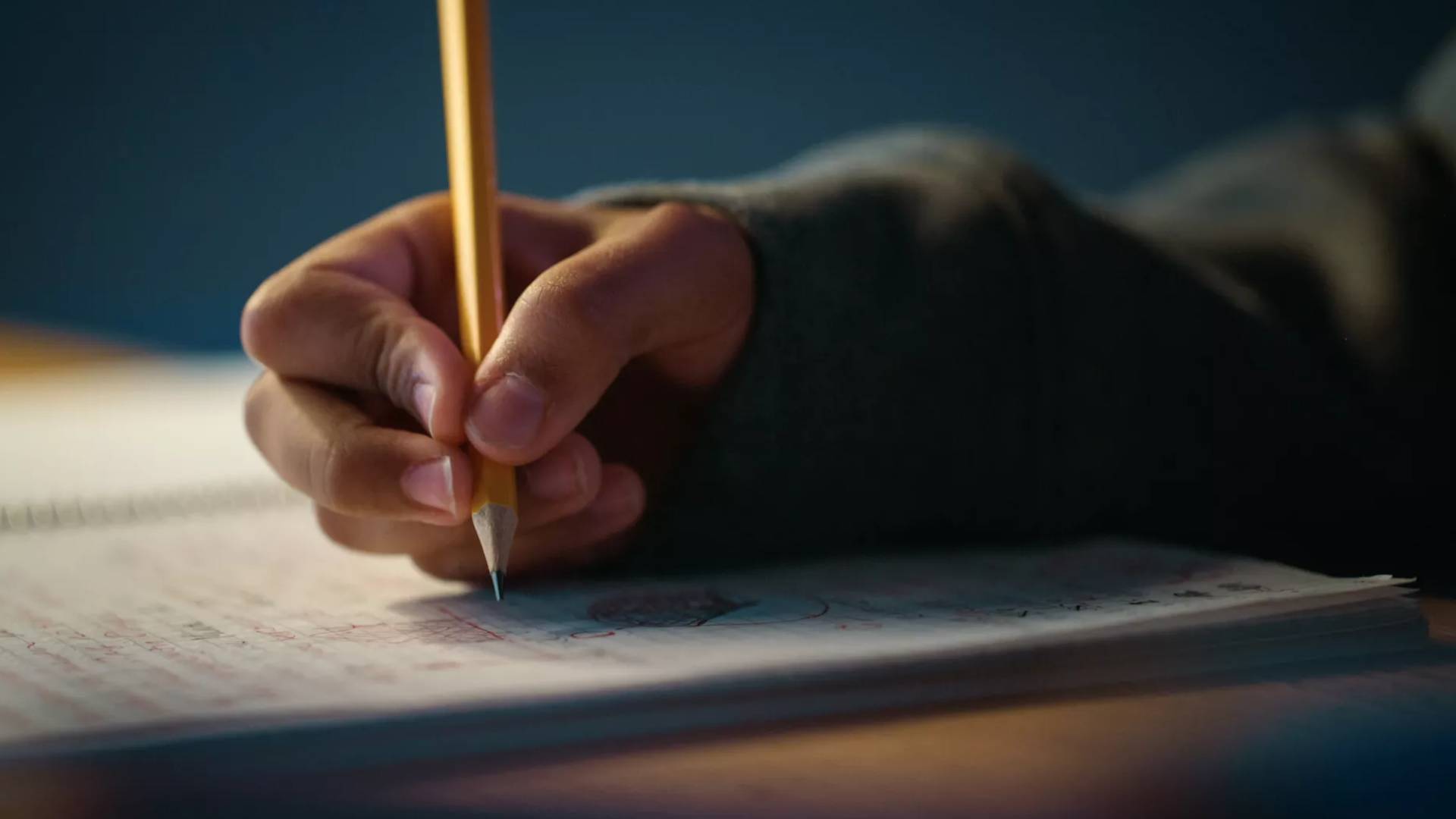 VIDEO: Tawjihi 2025 exams kick off with record student turnout