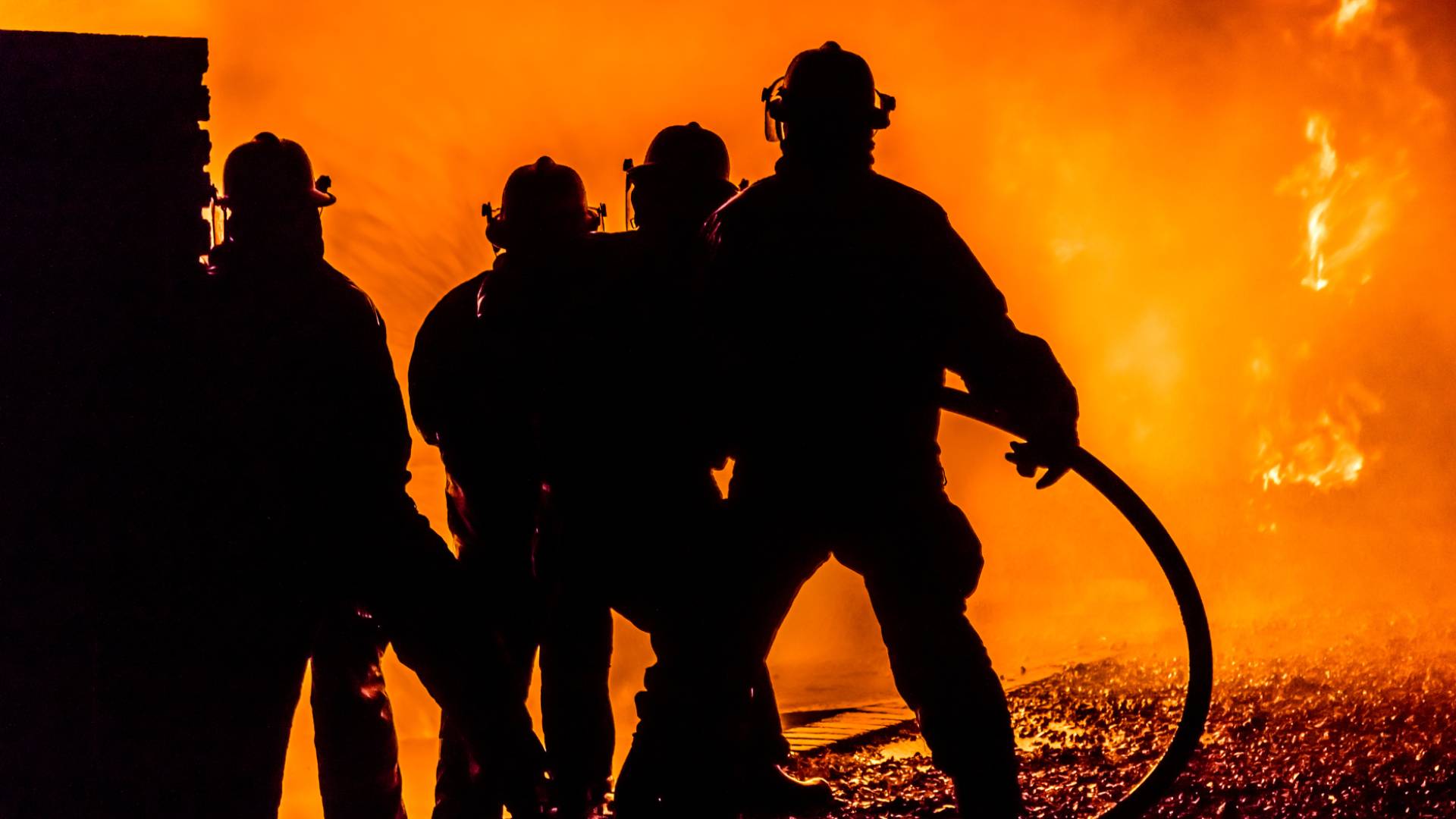 Nine injured in Amman apartment fire