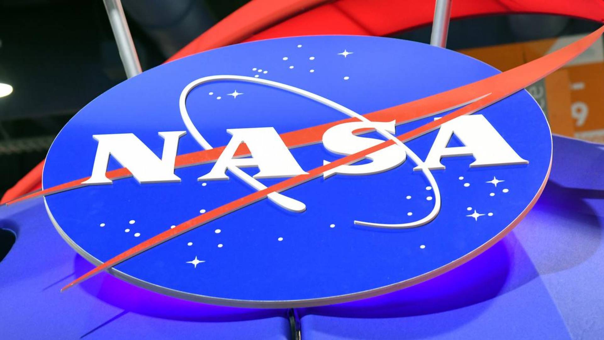 NASA says 20% of staff to leave agency