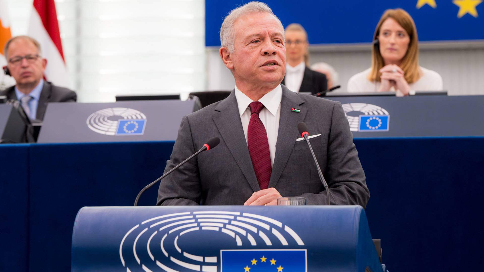 King to meet Germany chancellor tomorrow