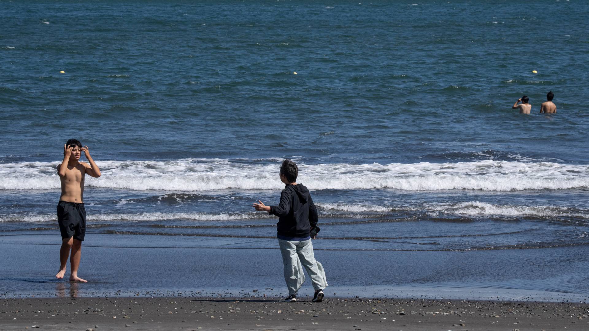 Japan records 1.3-metre tsunami: official data