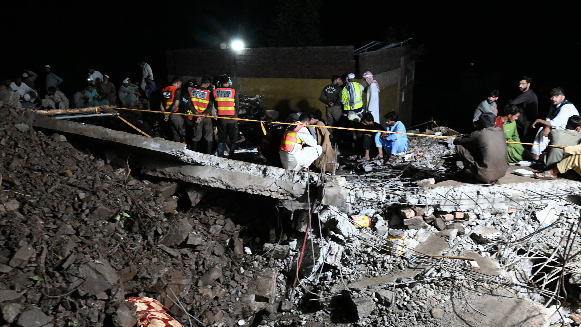 Pakistan monsoon flood deaths reach nearly 400: Authorities