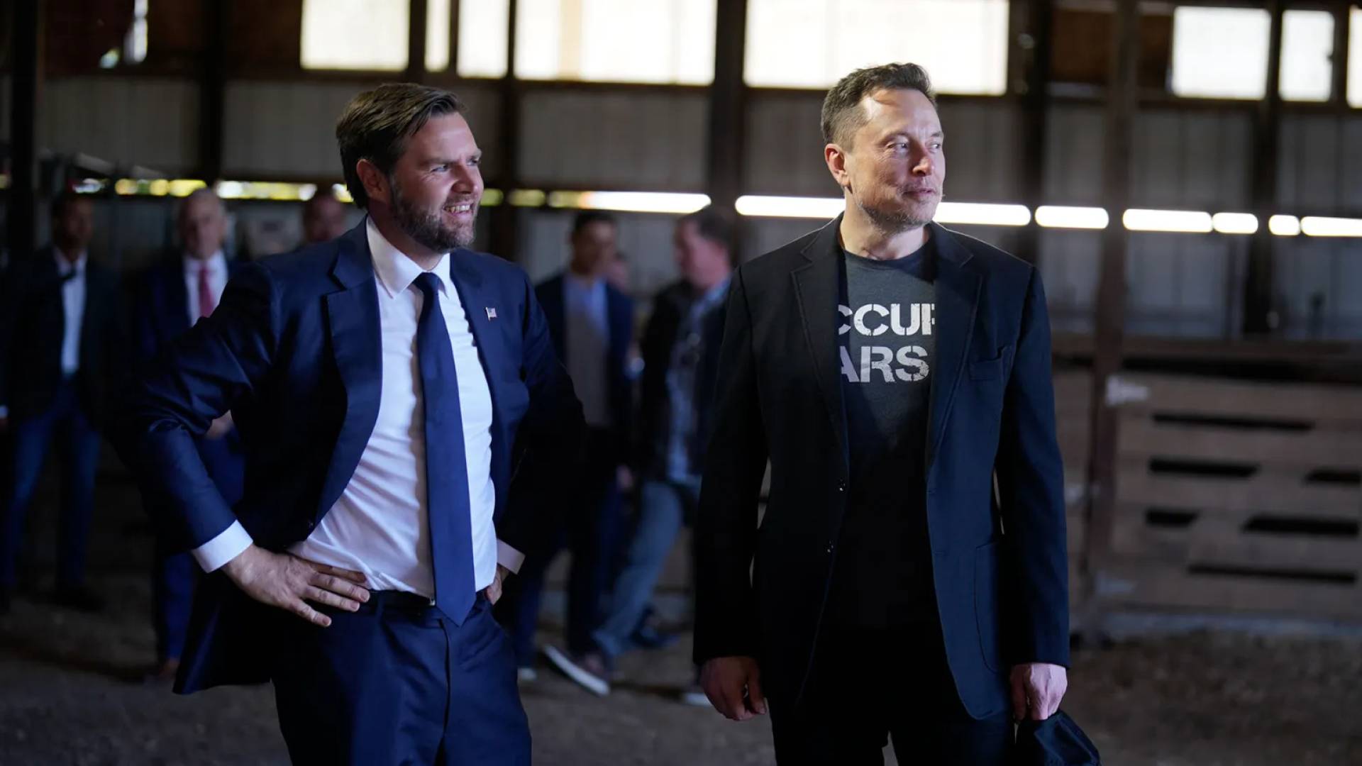 Elon Musk drops plans for new party, backs JD Vance 2028: Sources