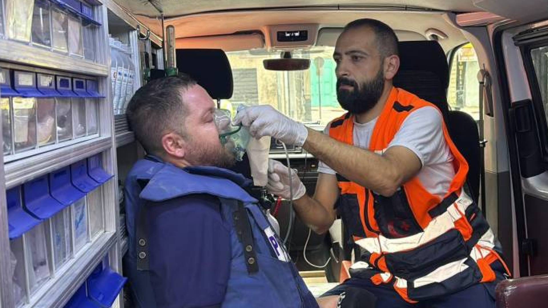 Roya journalist injured by 'Israeli' forces during Nablus coverage