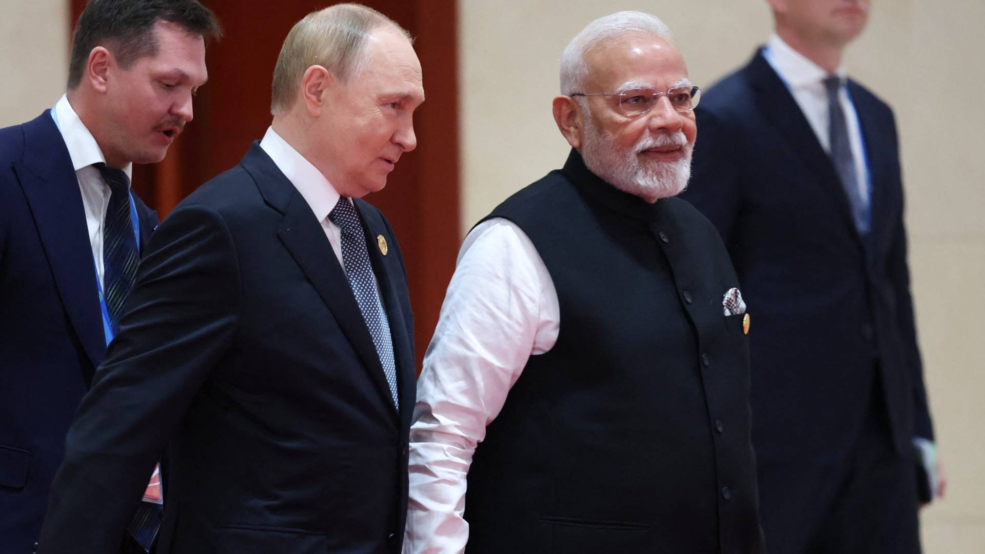 India's Modi meets Russia's Putin in China: Indian foreign ministry