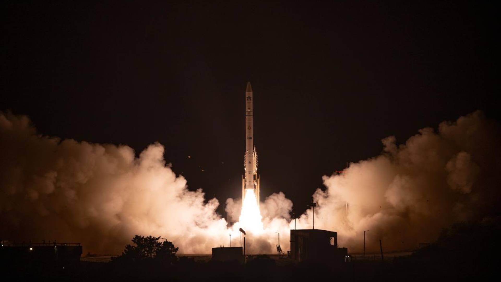 VIDEO: 'Israel' launches new spy satellite, vows constant surveillance of its enemies