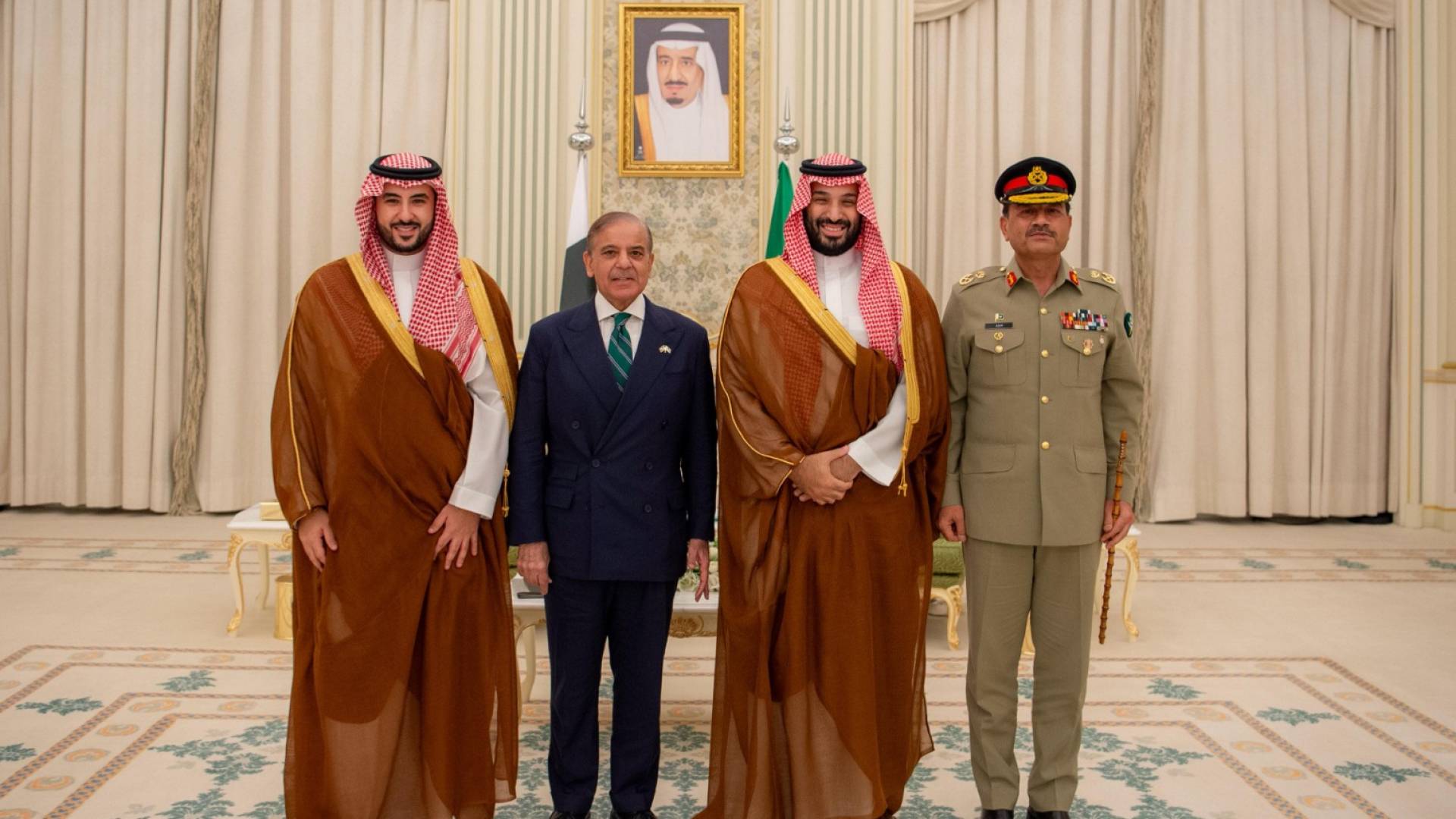 Saudi Arabia signs mutual defense pact with nuclear-armed Pakistan