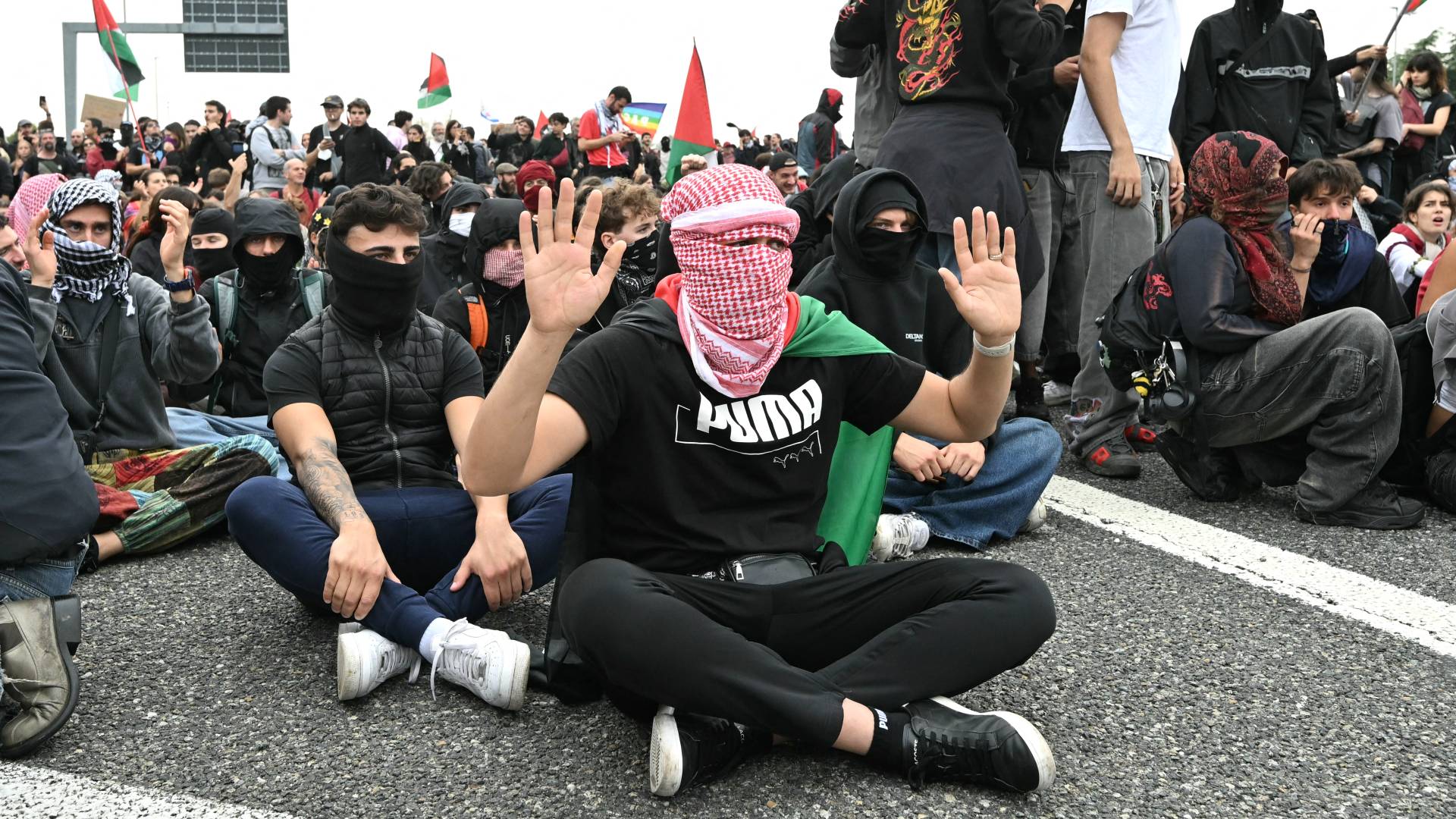 Protests, strikes across Italy for Gaza Sumud flotilla