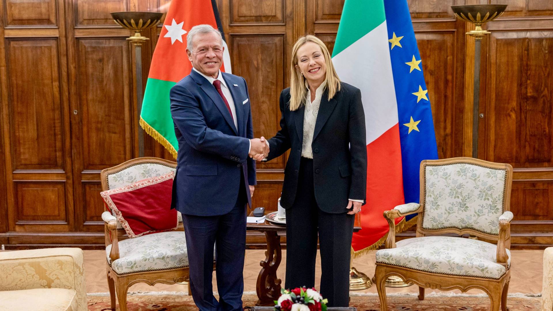 King, Italy PM call for ensuring implementation of Gaza agreement