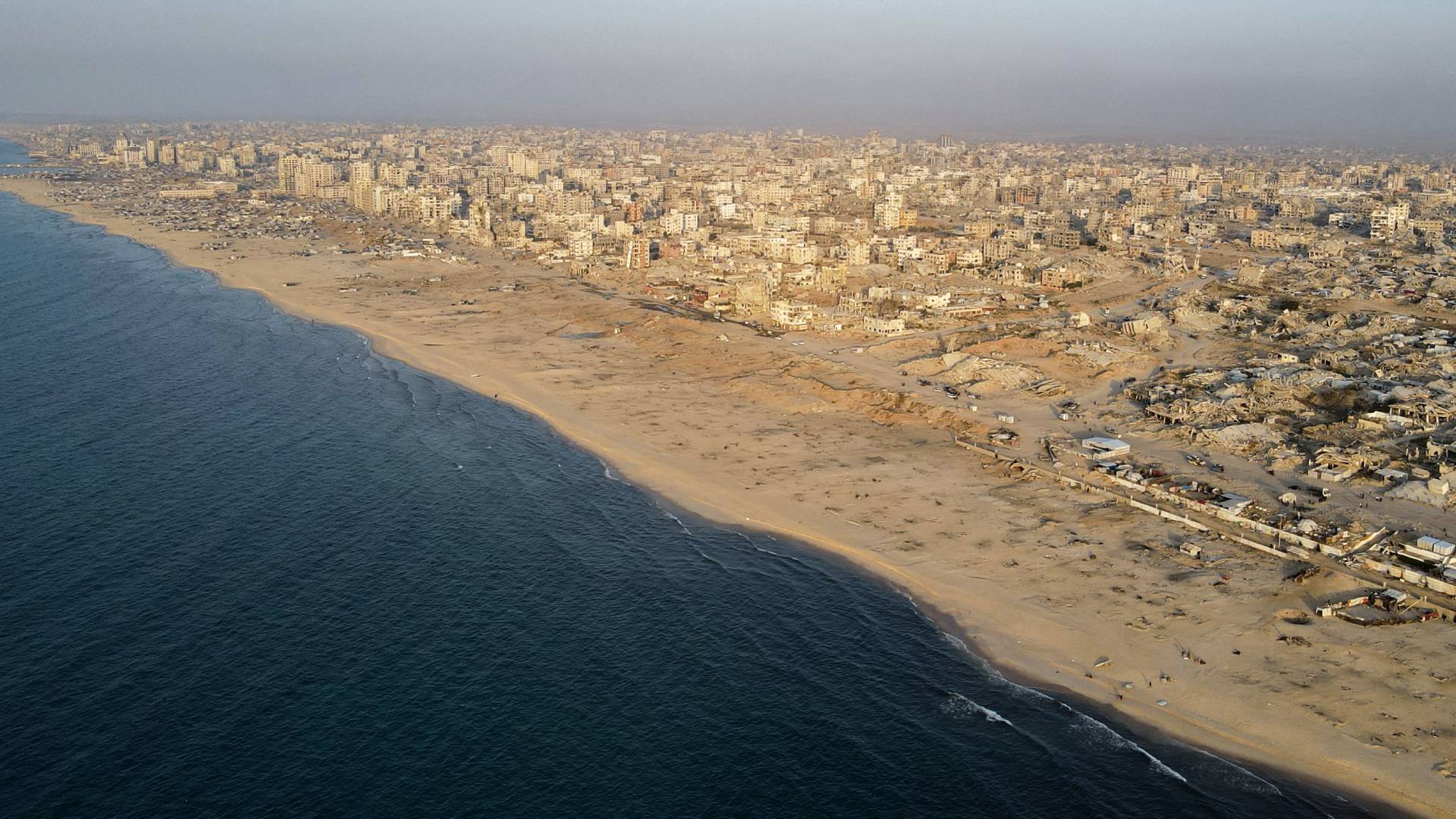 Hamas, Fatah hold talks in Cairo on next steps for Gaza truce