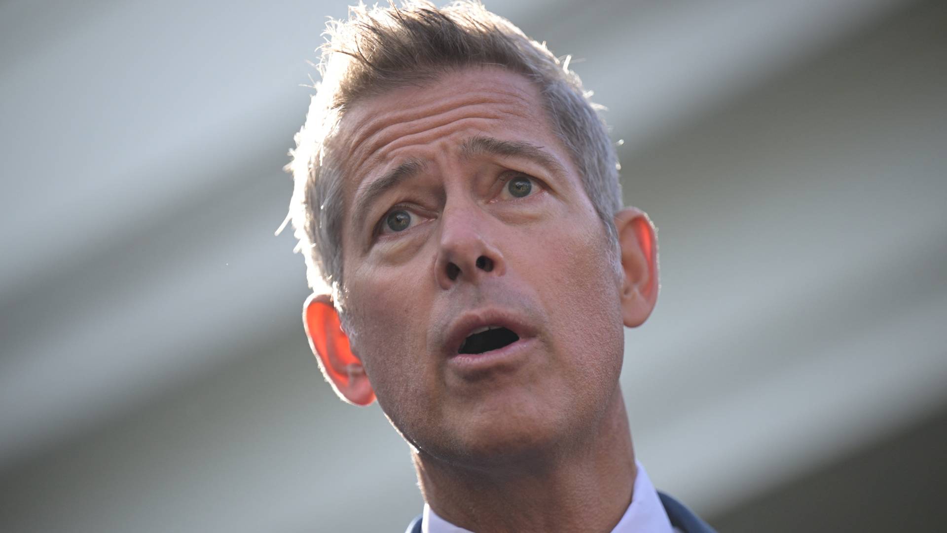 US to cancel flights from Friday as govt shutdown drags