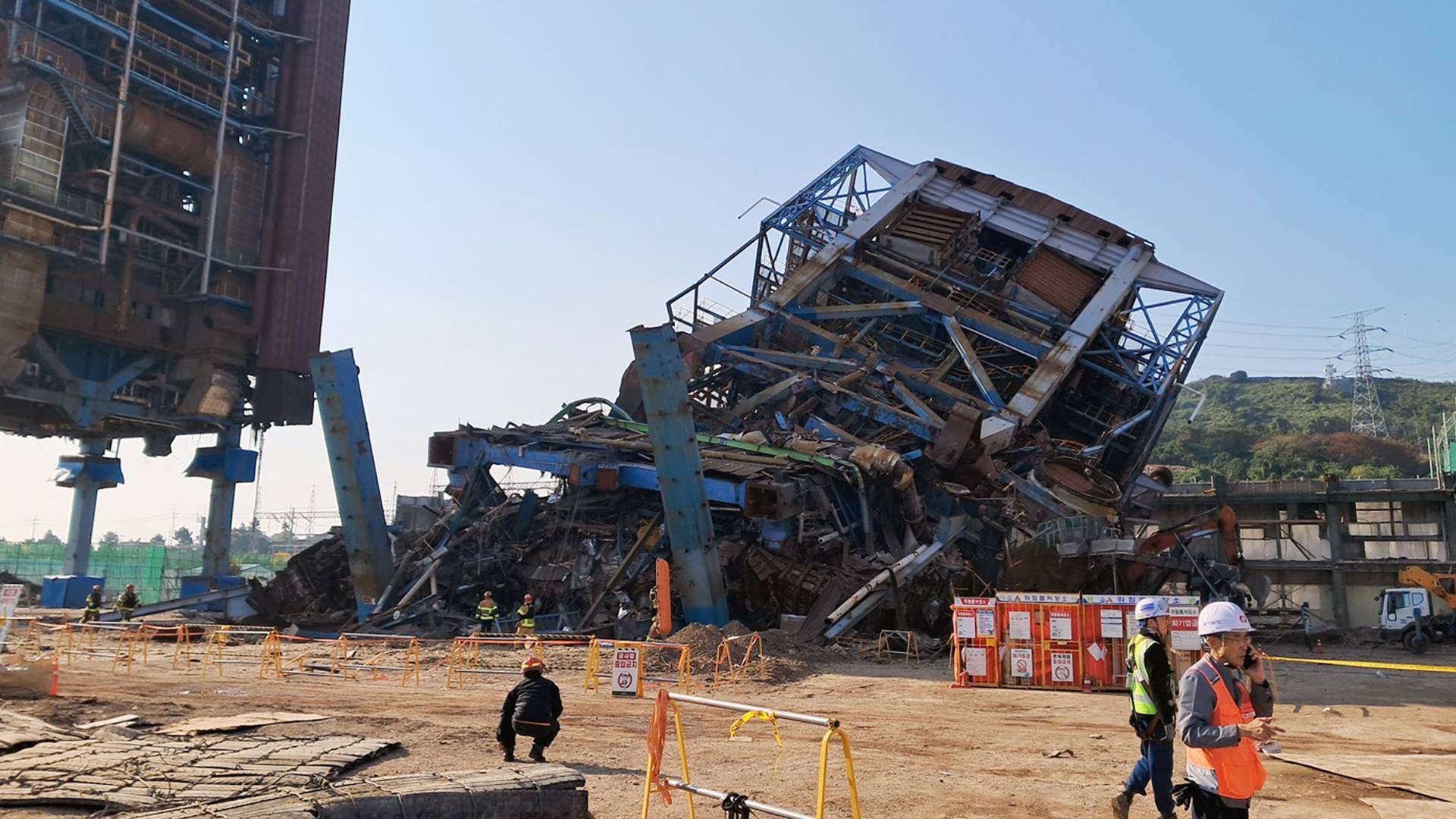 One worker dead, 6 trapped after S.Korea power plant incident
