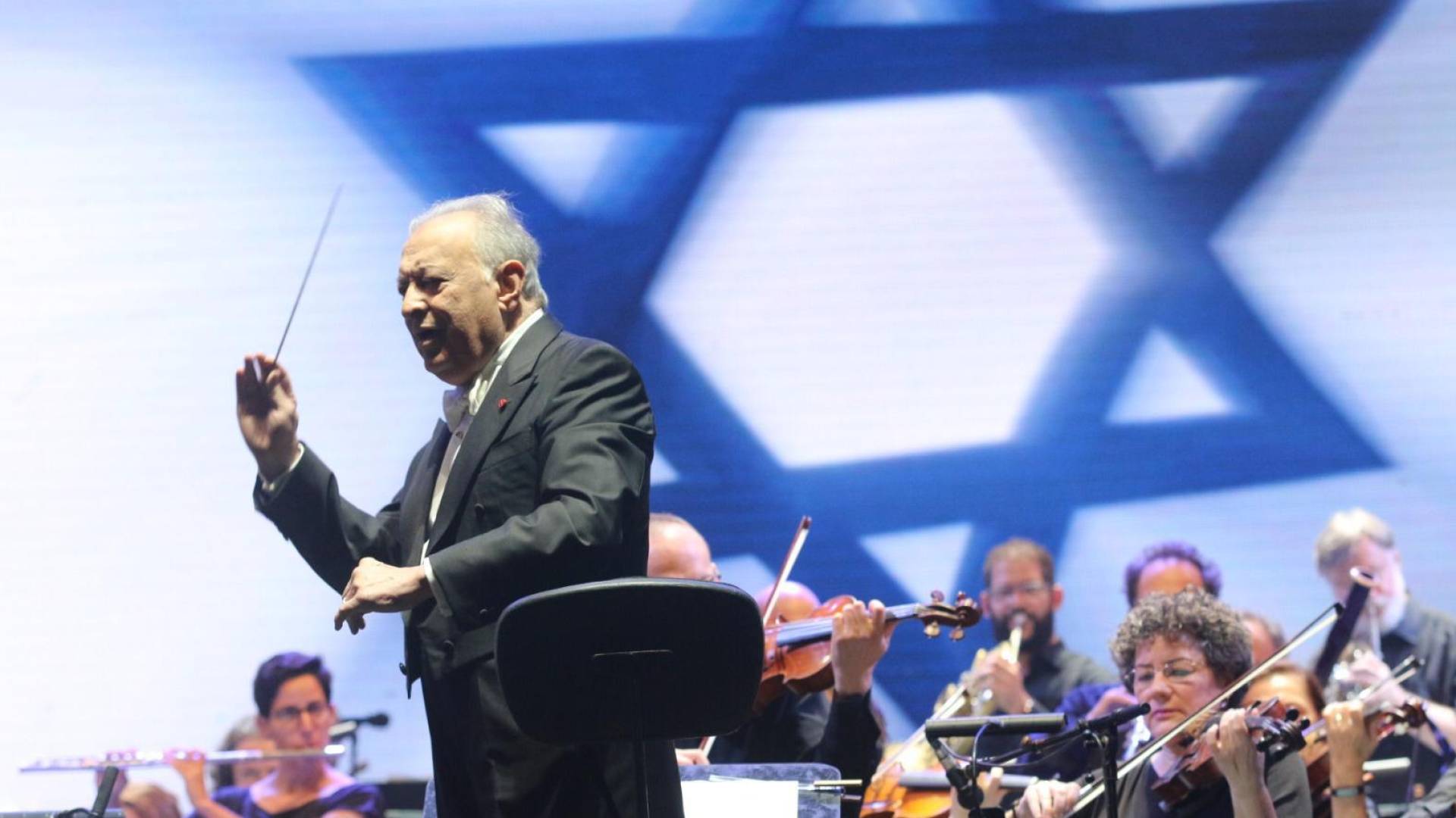 Four arrested in Paris after protests disrupt 'Israeli' orchestra concert