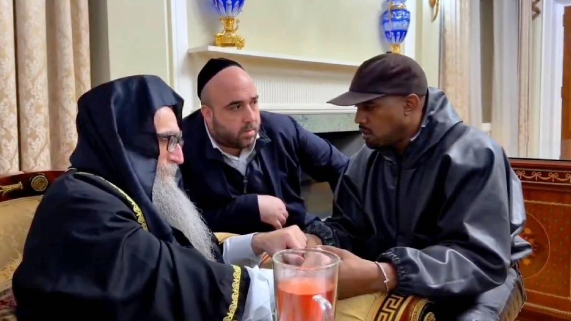 Kanye West apologizes for antisemitism in meeting with rabbi